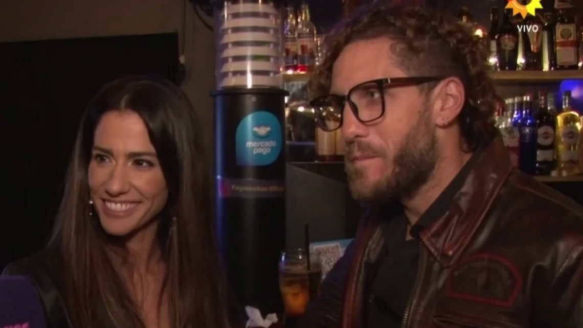 Delfina Gerez Bosco y Martín Coggi se mostraron muy enamorados en público.