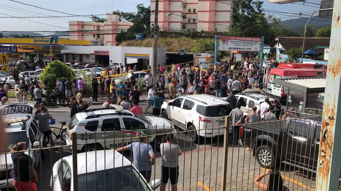 Un hombre asesinó a cuatro nenes en una escuela de Brasil