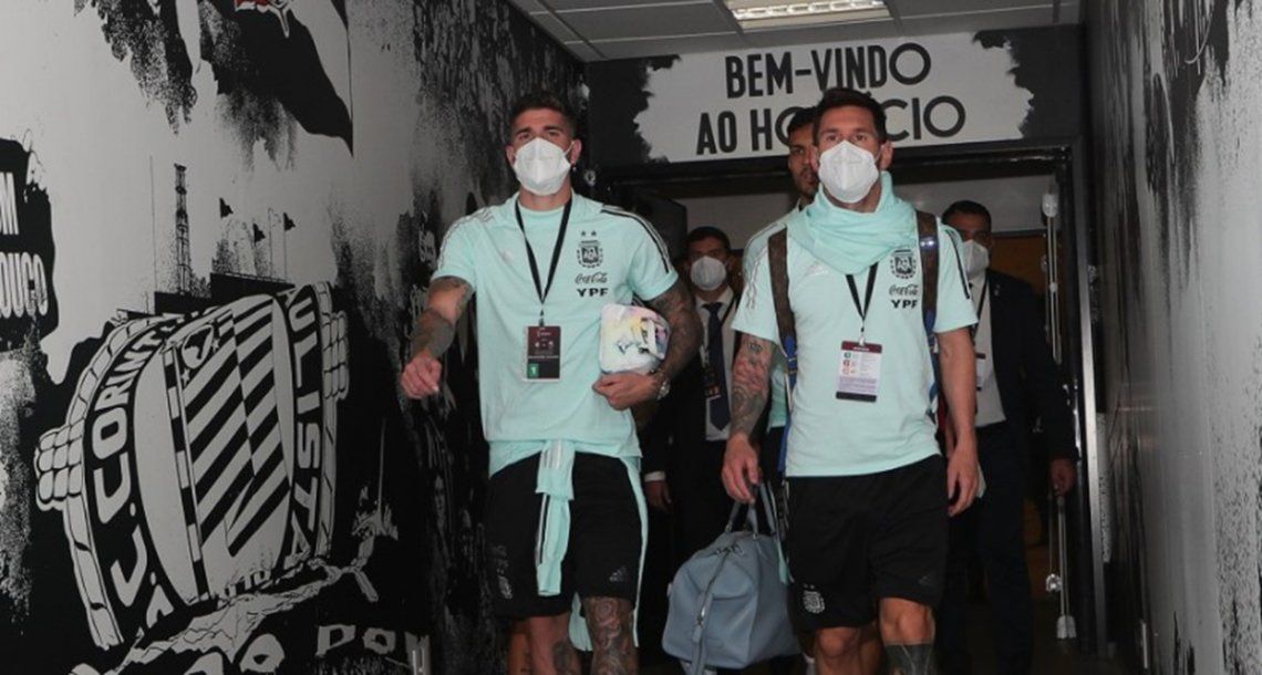 La selección arribó este mediodía al estadio Arena Corinthians de San Pablo.  