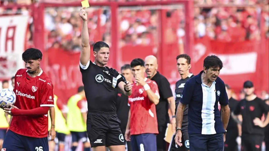 El DT no paró de quejarse en el Libertadores de América.