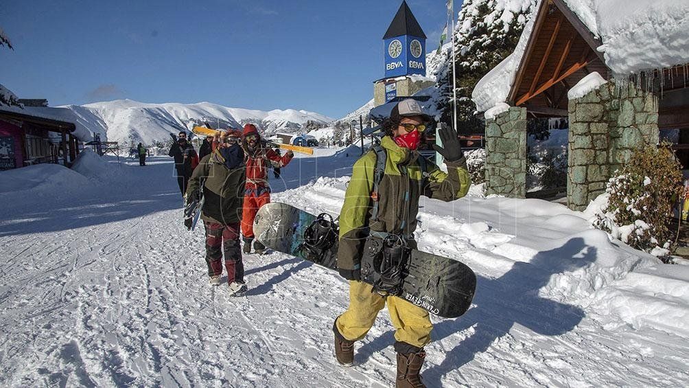 Bariloche: reabrió para residentes el centro de esquí del Cerro Catedral