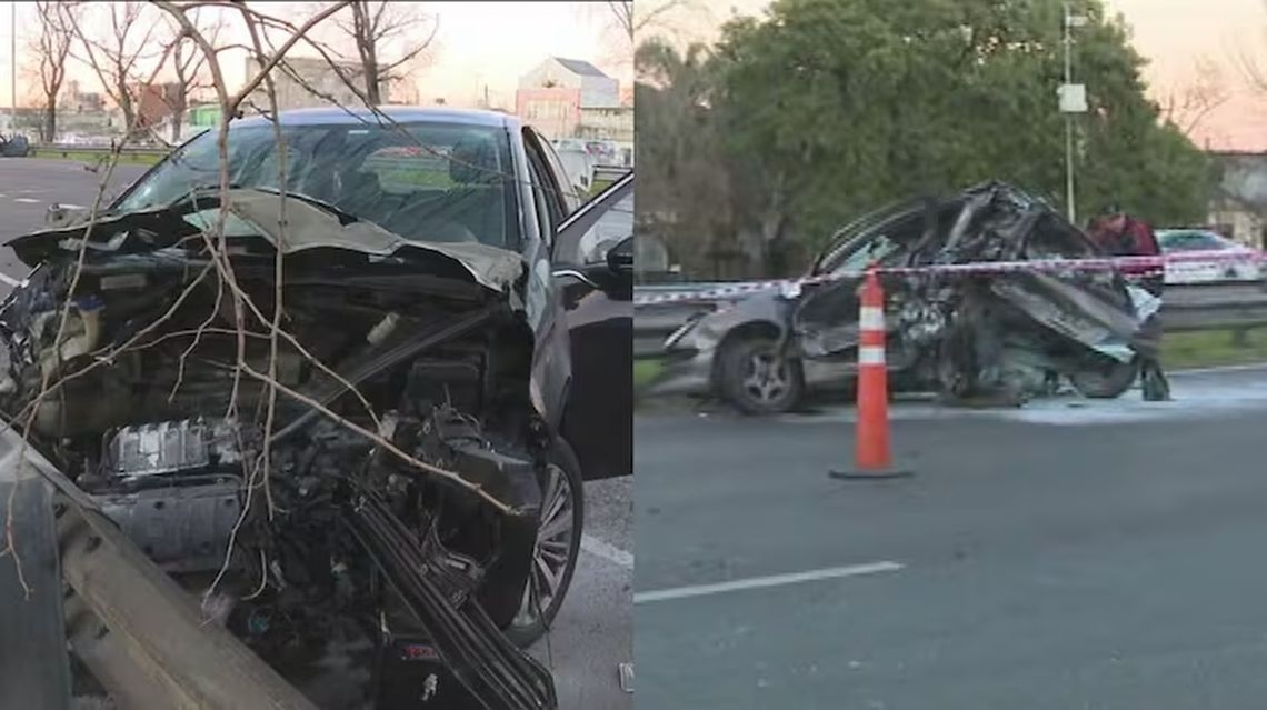 Los vehículos quedaron destrozados como consecuencia del impacto.
