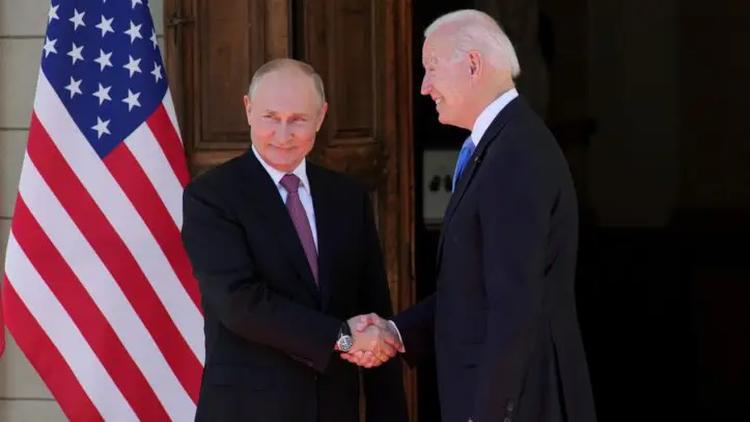 Joe Biden, presiente de Estados Unidos, insultó a Vladimir Putin, mandatario de Rusia, y fue criticado por el Kremlin.