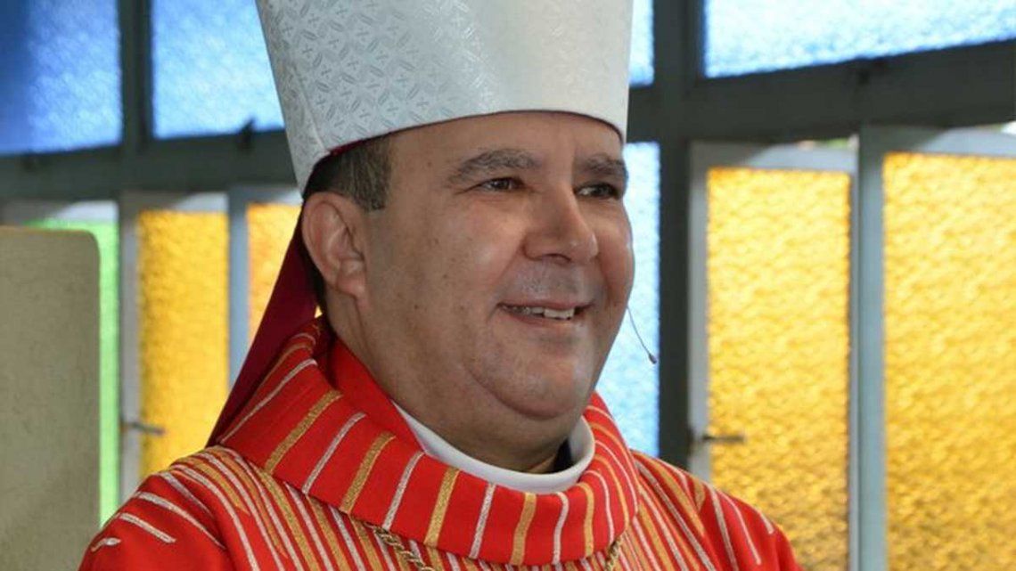 Renunció un obispo por un escándalo sexual. 