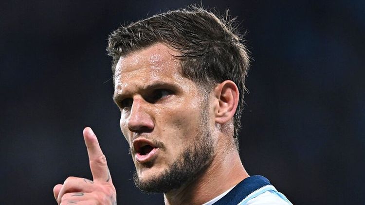 Tenemos que hacernos responsables, comentó.