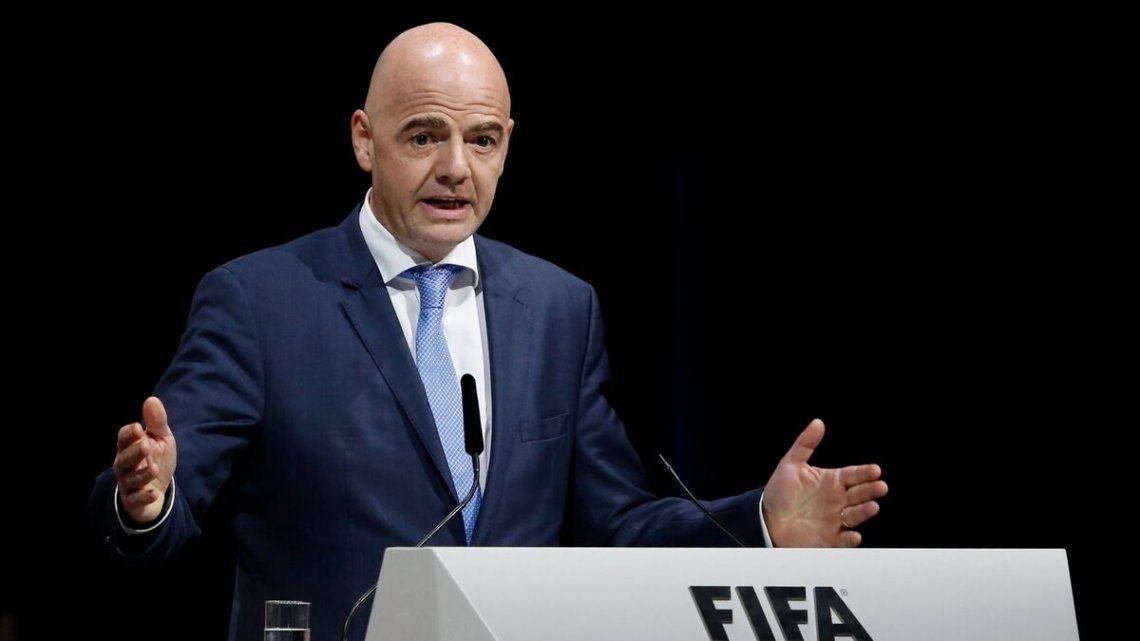 La FIFA se mostró del lado de la UEFA por la creación de la Superliga.