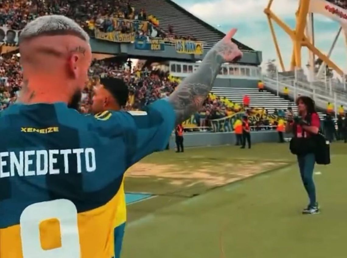 Darío Benedetto gastó a los hinchas de River 