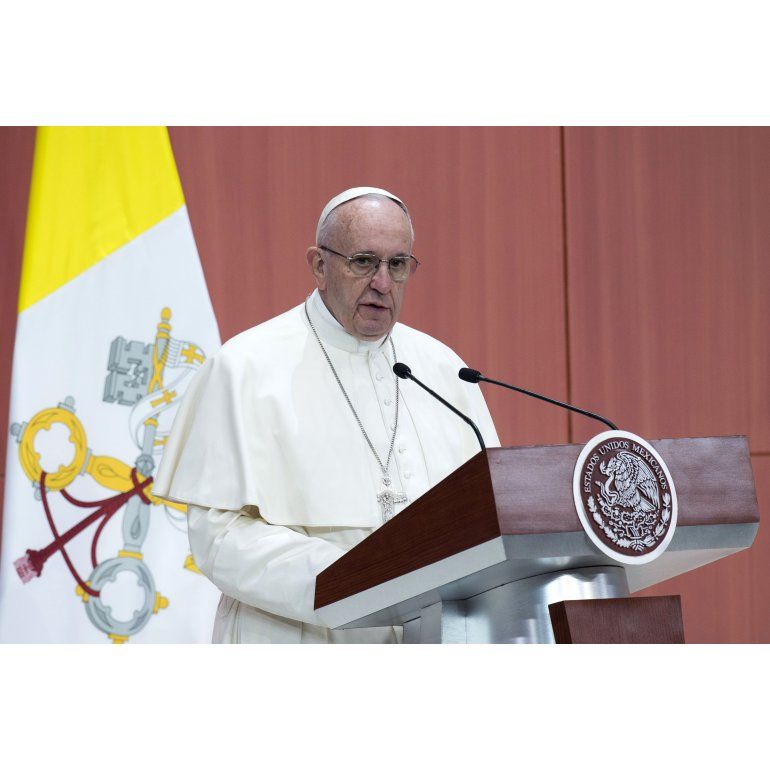 El Papa denunció la exclusión de indígenas en México