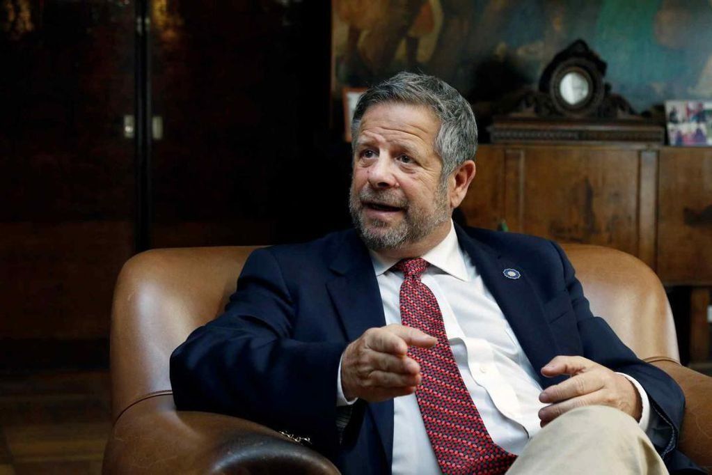 Adolfo Rubinstein, exsecretario de Salud del gobierno de Mauricio Macri, encabeza la tercera lista en la interna de Juntos.
