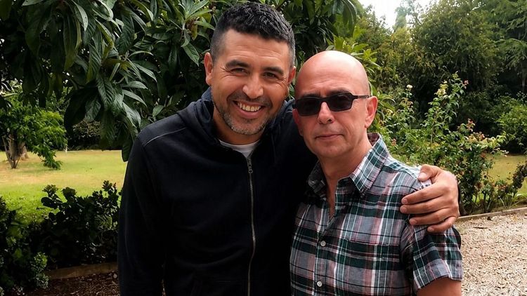 El fanatismo del Indio Solari por Juan Román Riquelme se evidenciaba en cada encuentro.