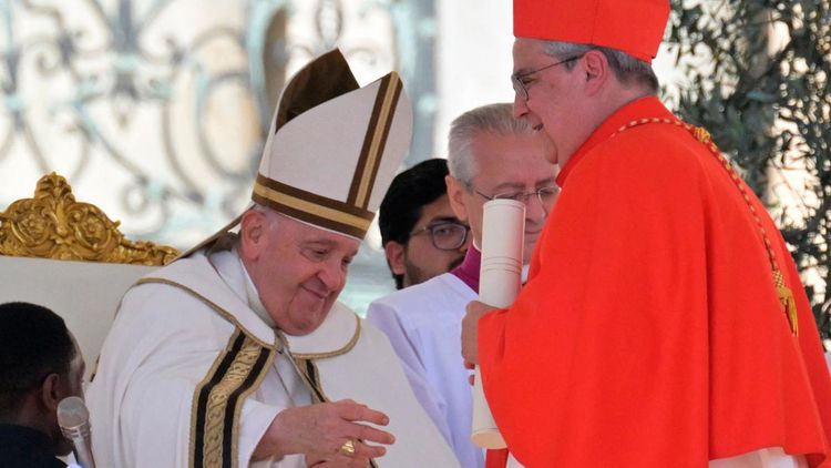 El arzobispo de Córdoba, Ángel Sixto Rossi, fue elevado a cardenal por el Papa Francisco en Roma.