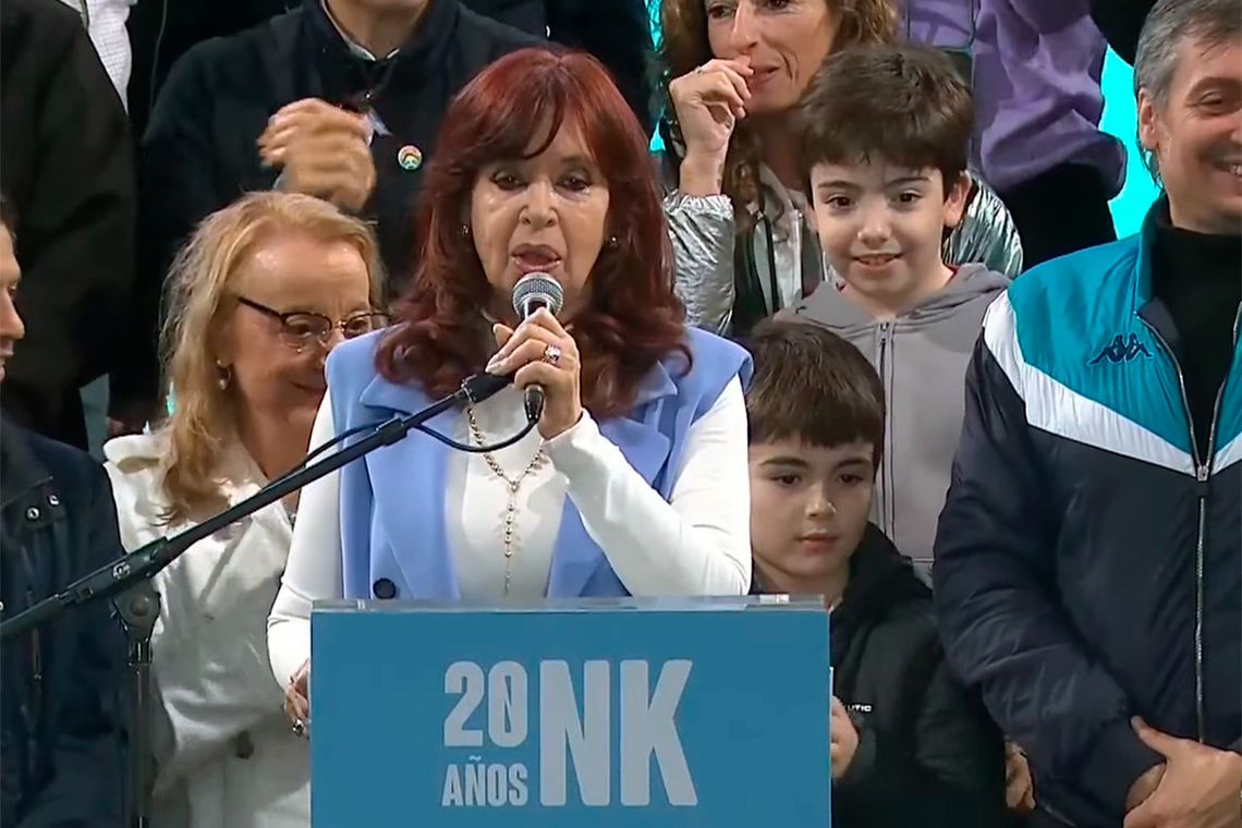 Cristina Fernández de Kirchner fue la única oradora en el acto del 25 de Mayo en Plaza de Mayo. Captura.