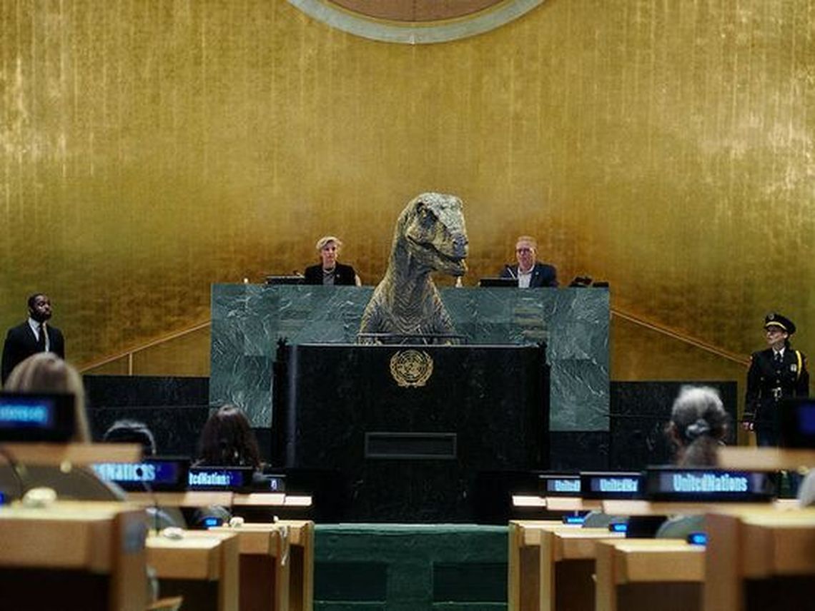 Cambio climático: un dinosaurio dio un mensaje en la ONU. 