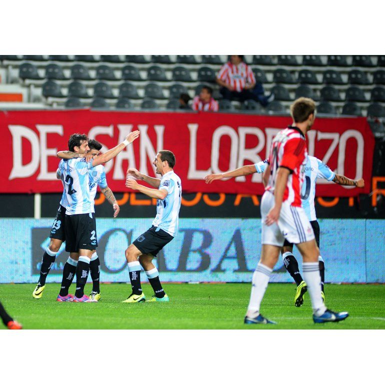 Racing y una noche inolvidable: goleó a Estudiantes en La Plata