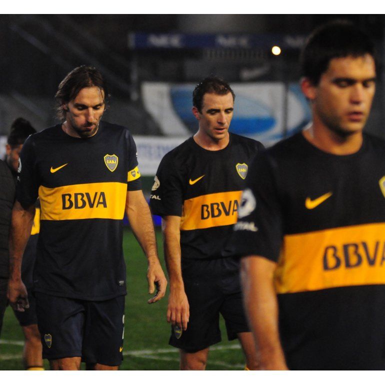 Boca no tuvo reacción en el debut del torneo, Quilmes aprovechó y lo goleó