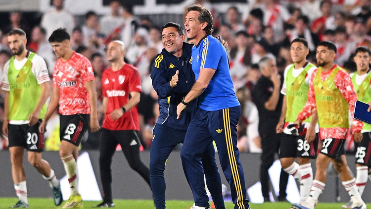 Ganó los dos Superclásicos que dirigió en Boca.