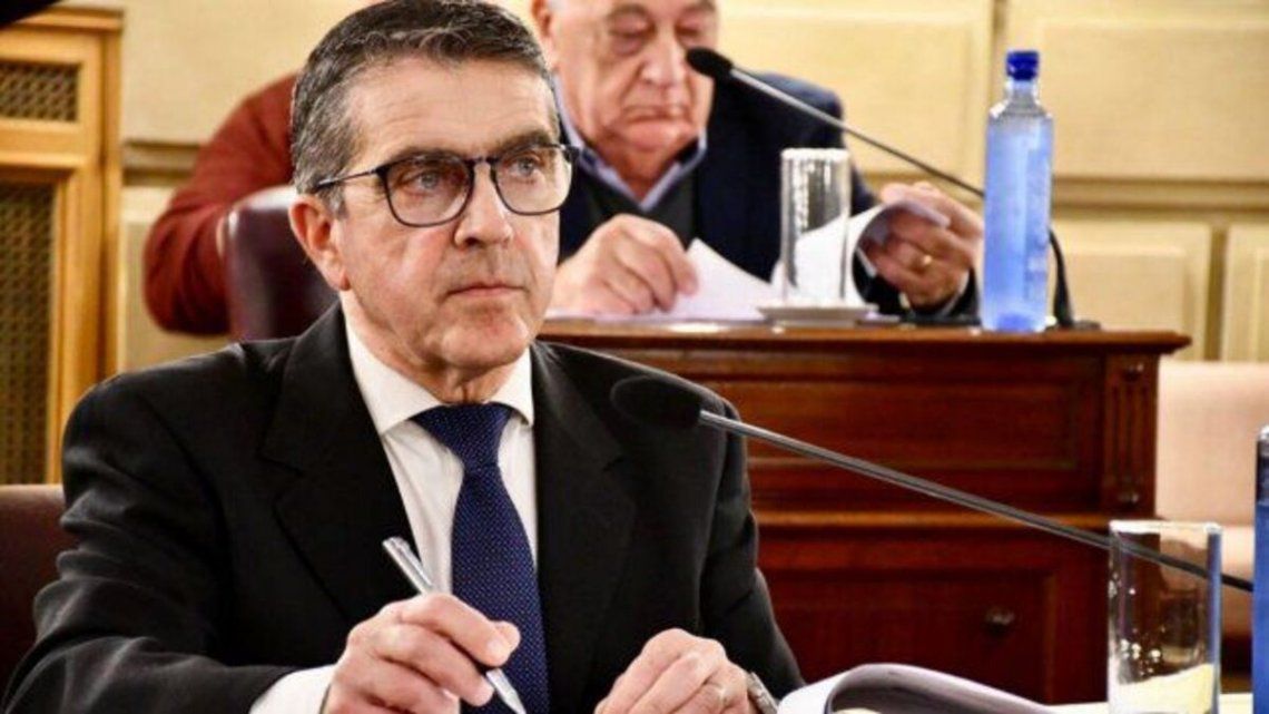 El senador provincial Armando Traferri denunció a dos fiscales de la ciudad de Rosario