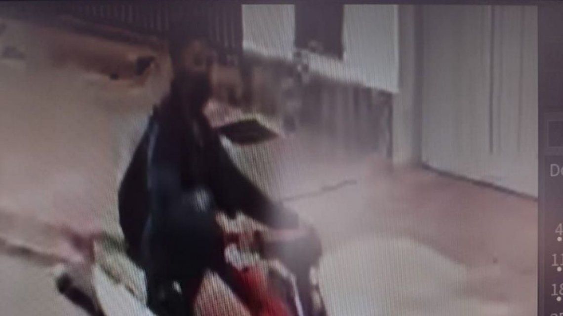 Salta: atropelló con su moto a nena de 3 años y la pateó para desengancharla: lo dejaron libre