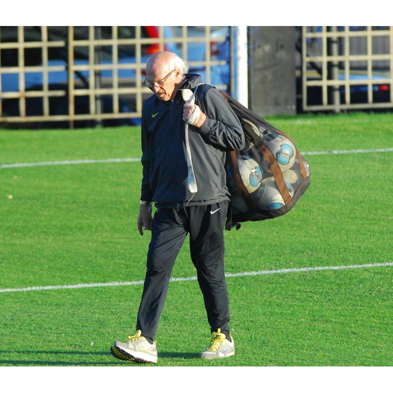 Boca vuelve a entrenar, sólo con un viejo conocido