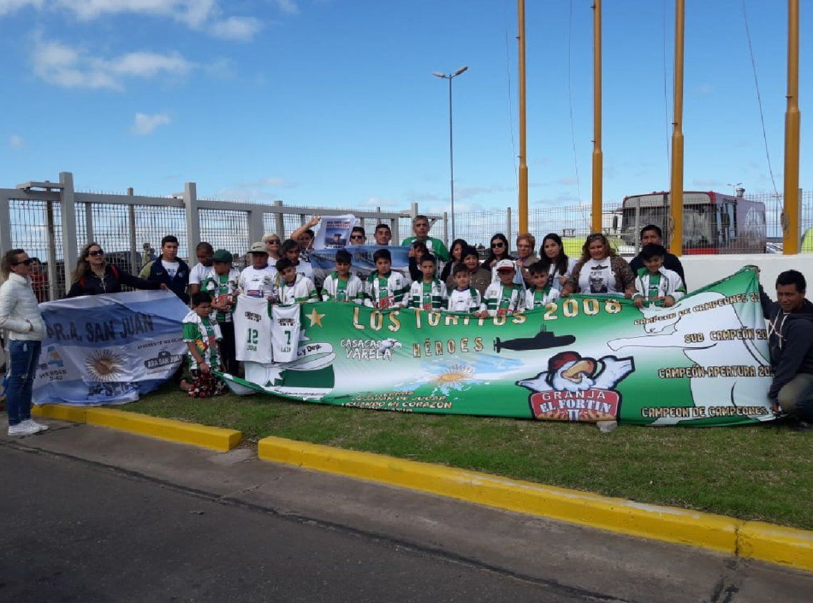 Florencio Varela: pibes de un club homenajearon a los héroes del ARA San Juan