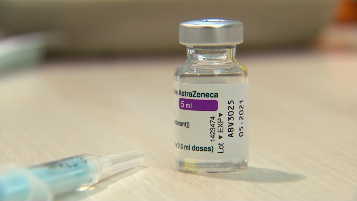 La vacuna de AstraZeneca puede actualizarse para Ómicron