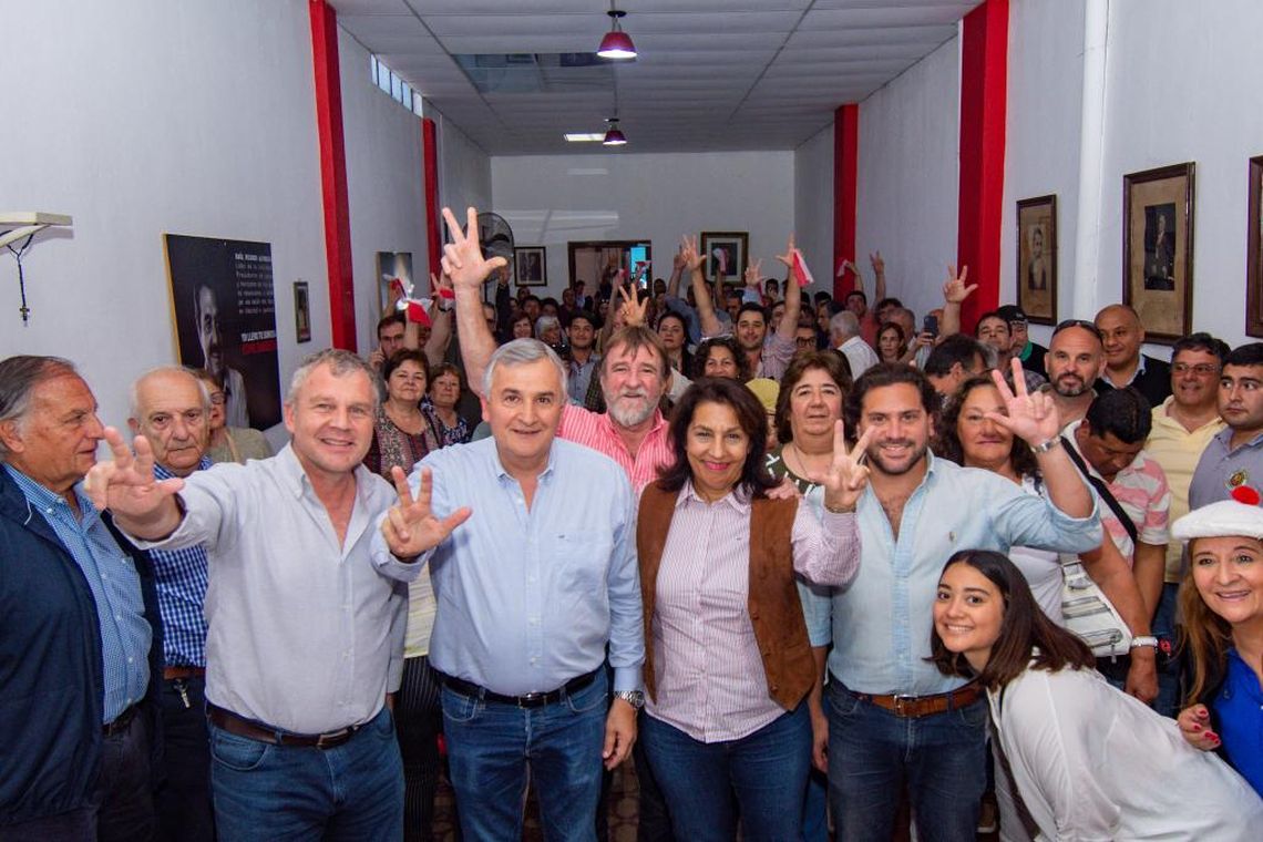 Gerardo Morales y la dirigencia de la UCR en Concordia (Entre Ríos)