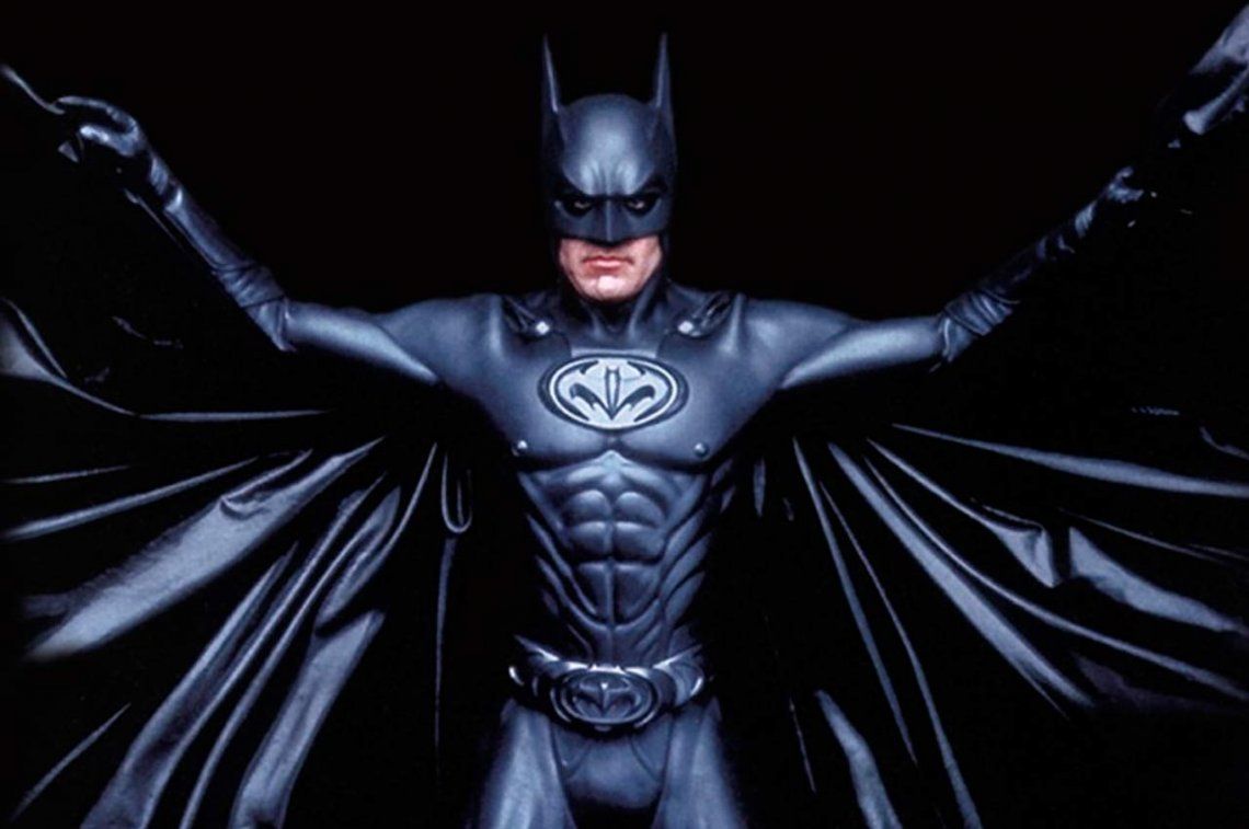 Con el pene de Batman como emblema, DC lanza su línea de comics maduros