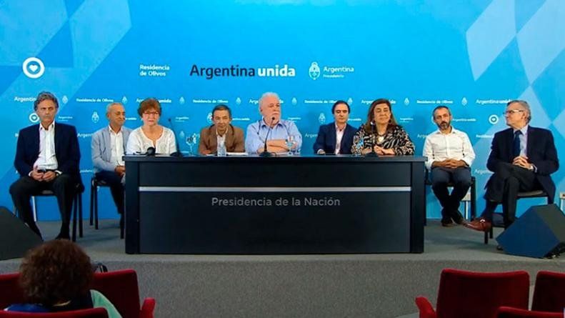 Comité de expertos le recomendó a Alberto Fernández extender la cuarentena para cuidar a la población
