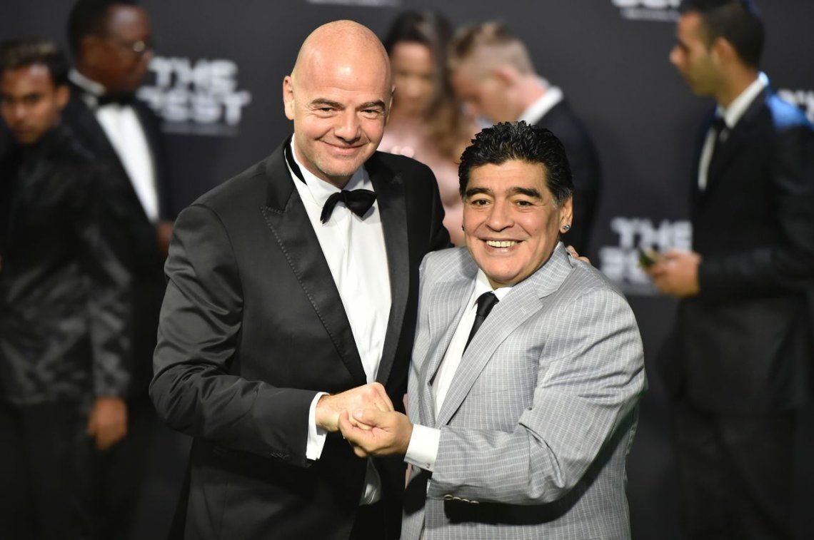 Maradona: Infantino me decepcionó, así que renuncio a la FIFA