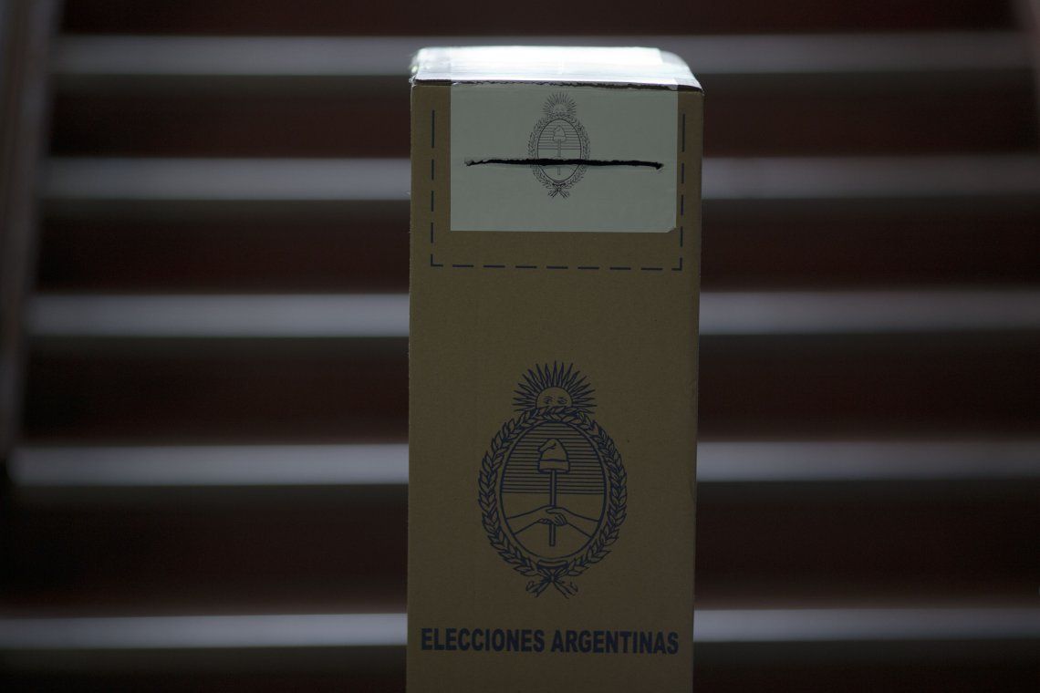 Más de 350 mil argentinos que viven en el exterior pueden votar