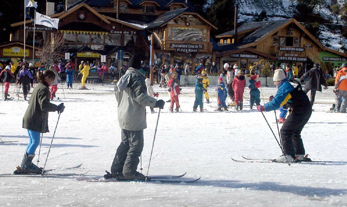 Defensa del consumidor: solicitan extender temporada de esquí