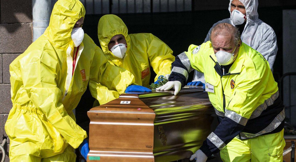 Con más de 10.000 muertos, Italia reconoce que está en la fase más aguda de la pandemia