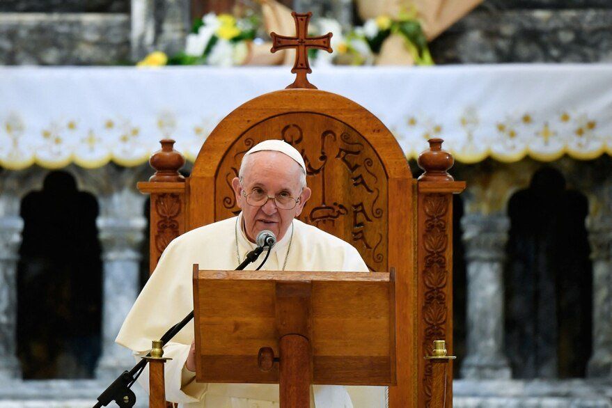 El papa Francisco elogió a las mujeres iraquíes por su resistencia al sufrimiento durante la agresión de los islamistas. 