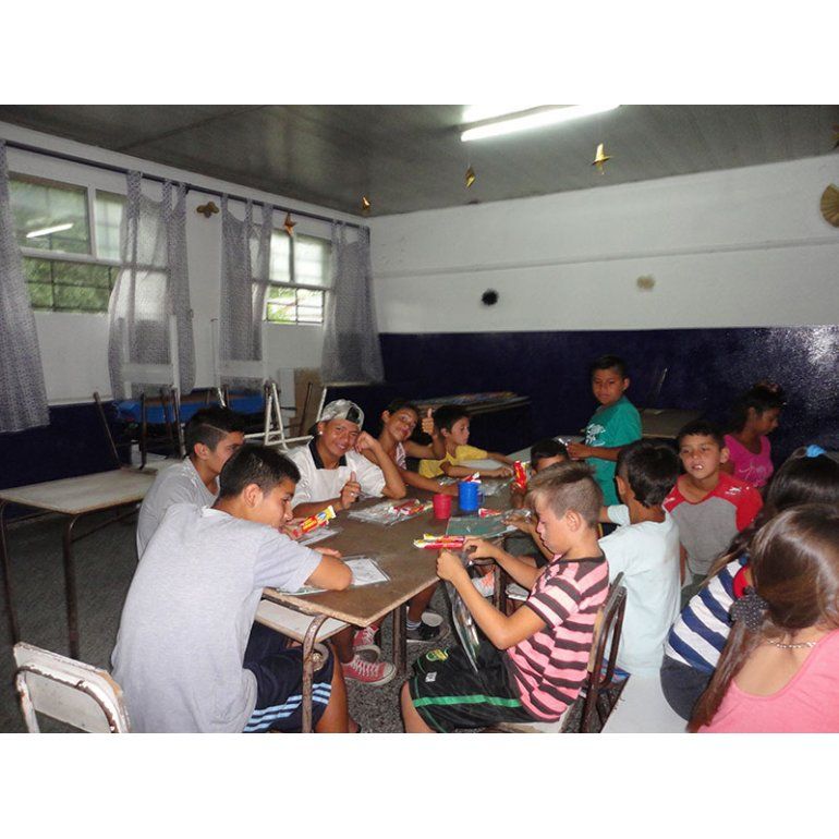 Arte, educación y deporte para chicos en vacaciones