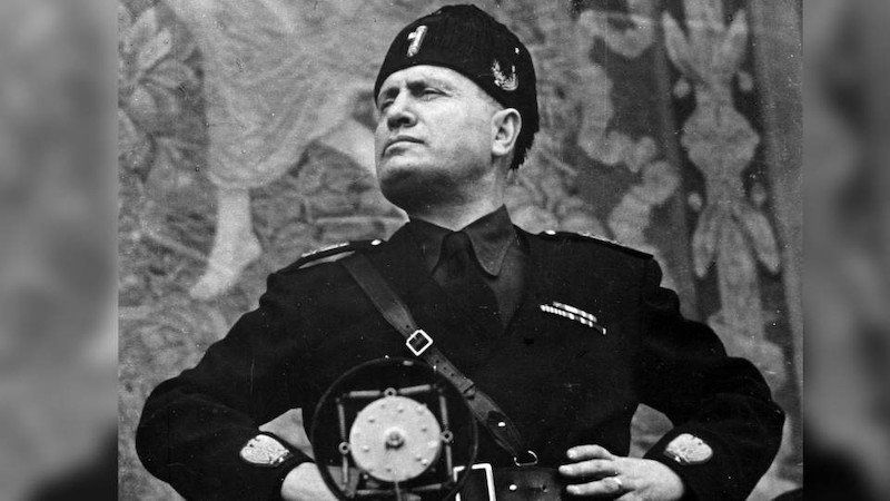 Benito Mussolini fue un militar dictador que estuvo a frente de Italia entre los años 1922 y 1943.