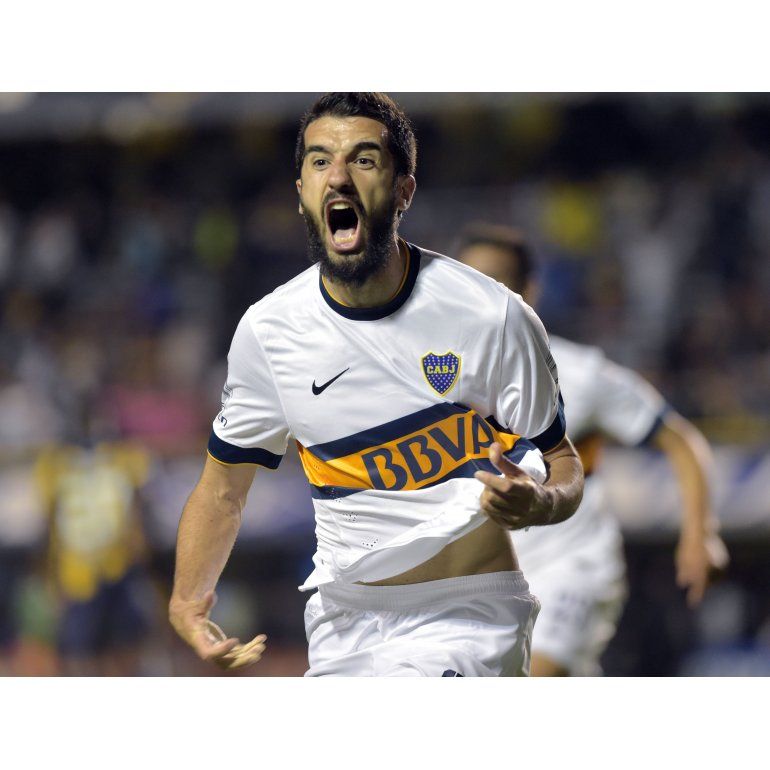Jugador de Capiatá no se achica e insulta a defensor de Boca