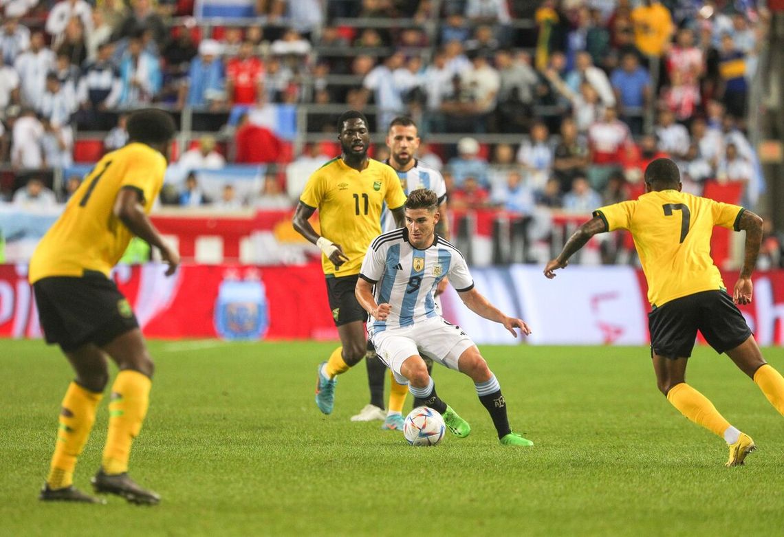 Julián Álvarez abrió la cuenta para la Selección Argentina