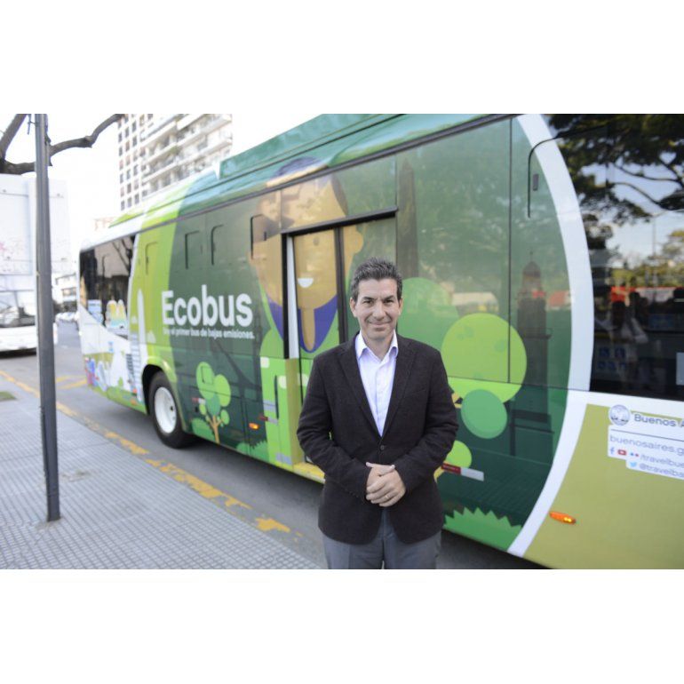 Así es el Ecobus, el colectivo híbrido que presentó la Ciudad