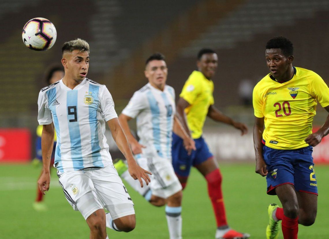 Argentina jugó liviano con Ecuador y hubo polémica por el nivel