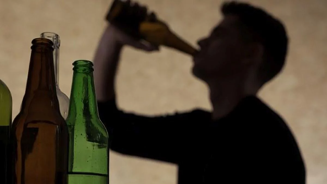 La Defensoría del Pueblo bonaerense inició una campaña de prevención para incentivar el dialogo intrafamiliar sobre el consumo de alcohol.