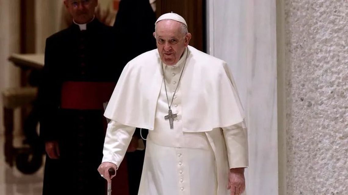 El Papa Francisco será intervenido por un problema intestinal.