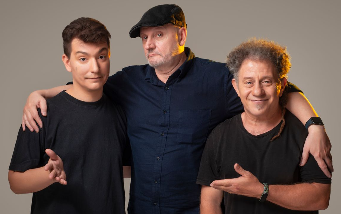 David Rotemberg y Ariel Tarico junto a Juan José Campanella, productor de la obra y a quien hacen debutar como actor. David Rotemberg y Ariel Tarico junto a Juan José Campanella, productor de la obra y a quien hacen debutar como actor.