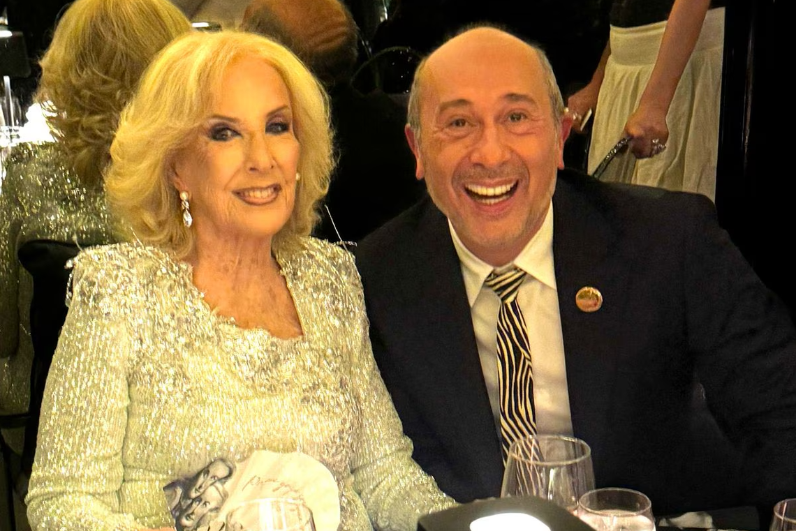 Mirtha Legrand y el diseñador Claudio Cosano