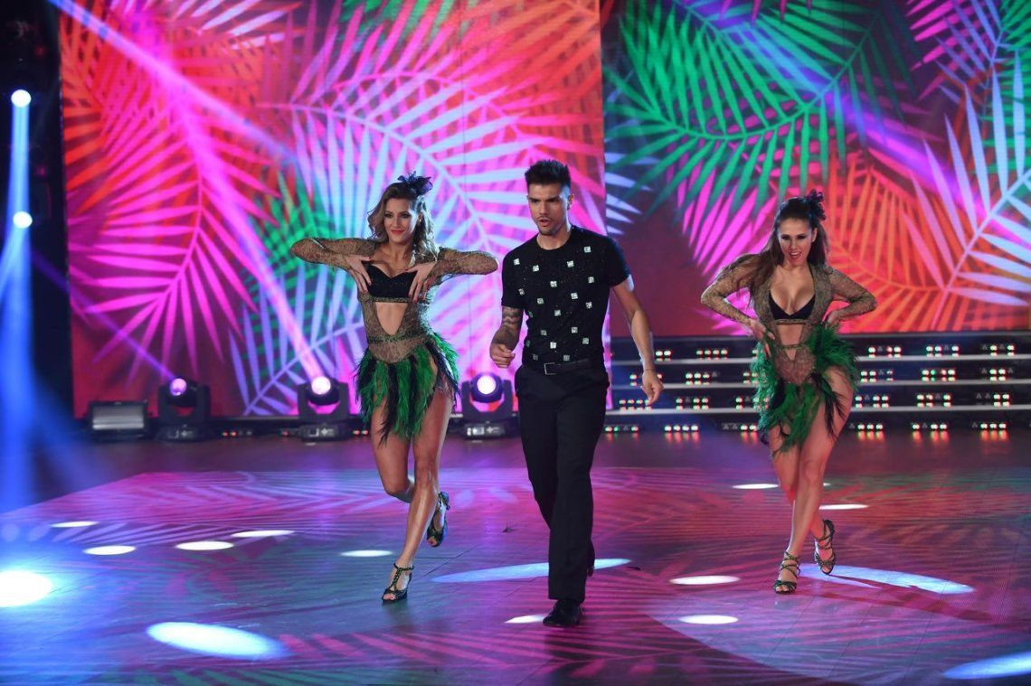 Noche de salsa y estrellas en el Bailando
