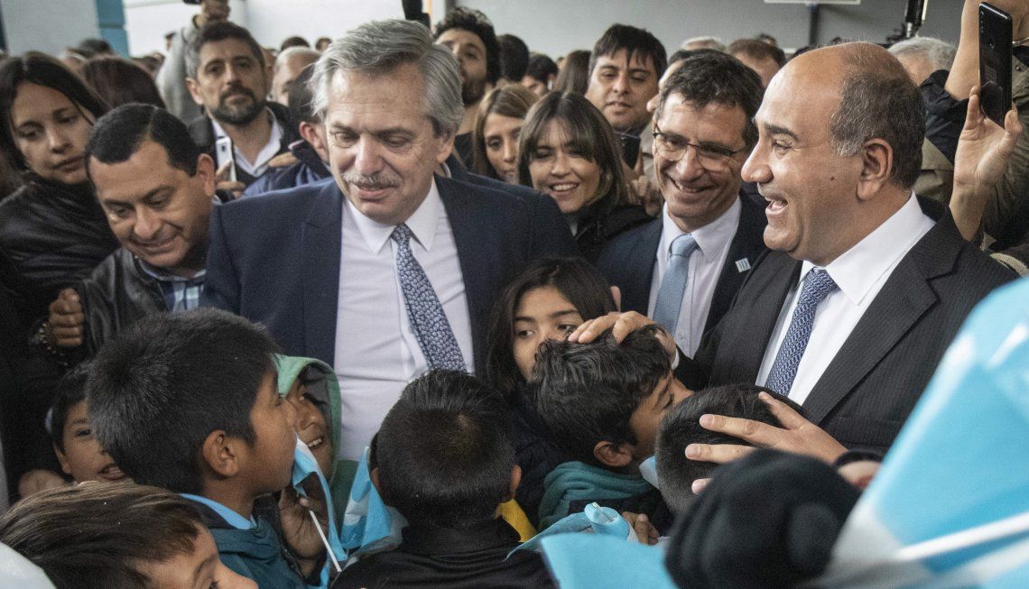El candidato presidencial vuelve a Tucumán invitado por el gobernador Manzur.