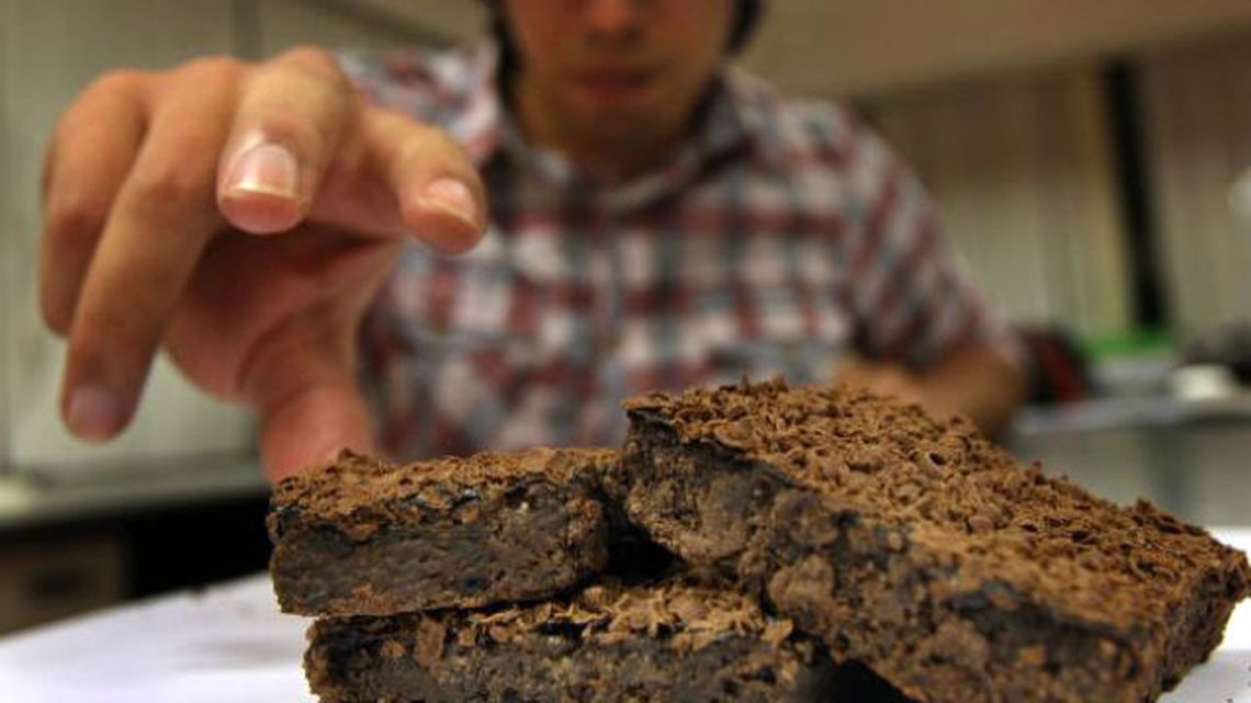 Un alumno intoxicó a sus compañeros con brownies en Lanús.
