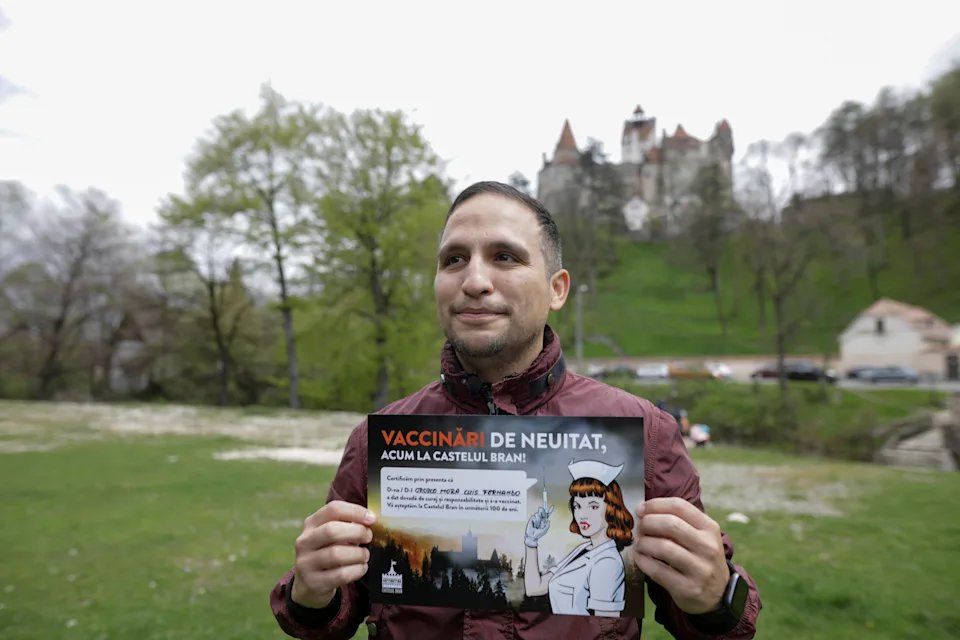 Uno de los lugares más peculiares para vacunarse está en Rumania: el castillo de Drácula