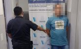 intento escapar de la policia, lo detuvieron y le incautaron una escopeta robada