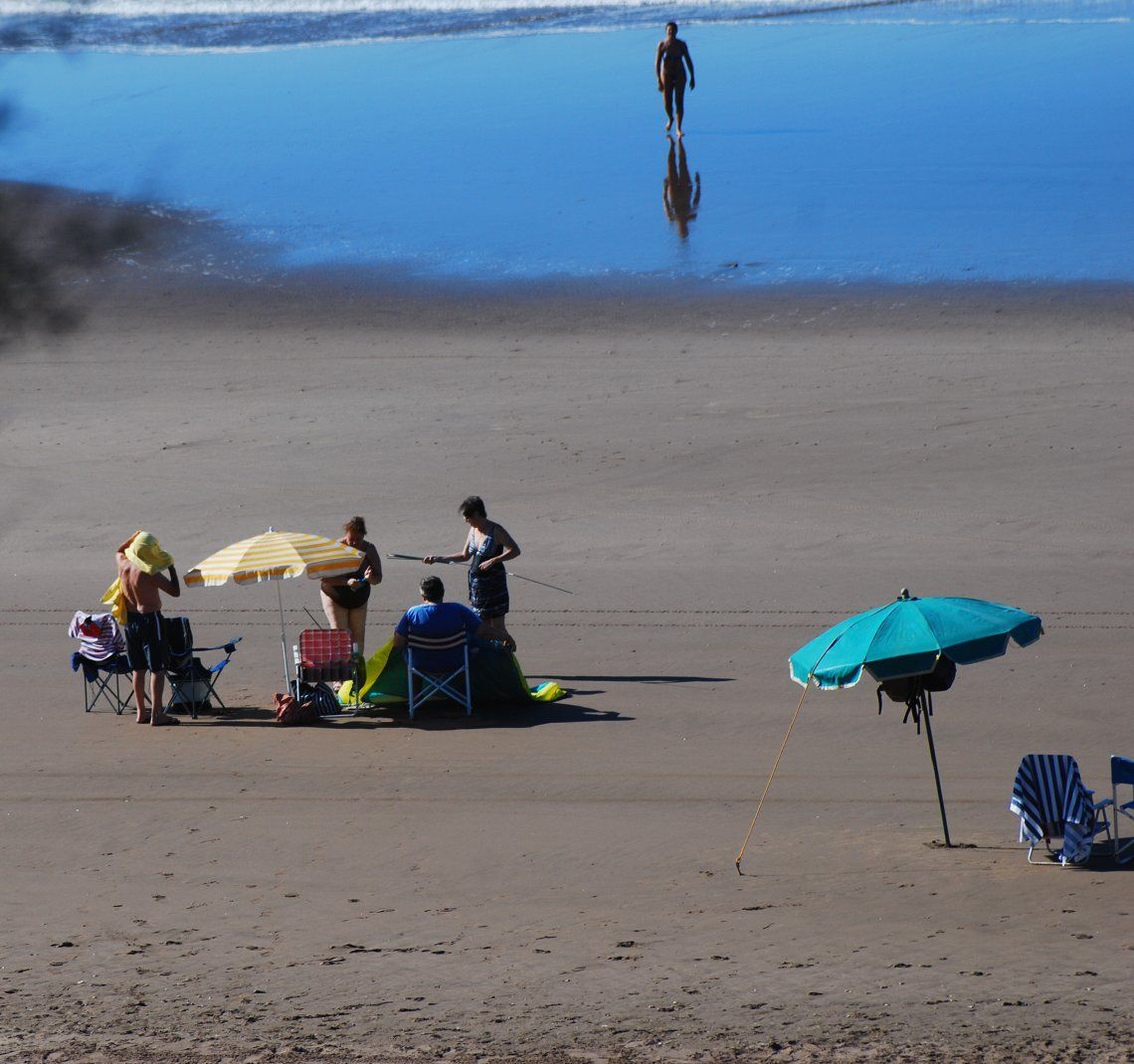 Las vacaciones en la playa serán diferentes para evitar contagios de Covid.