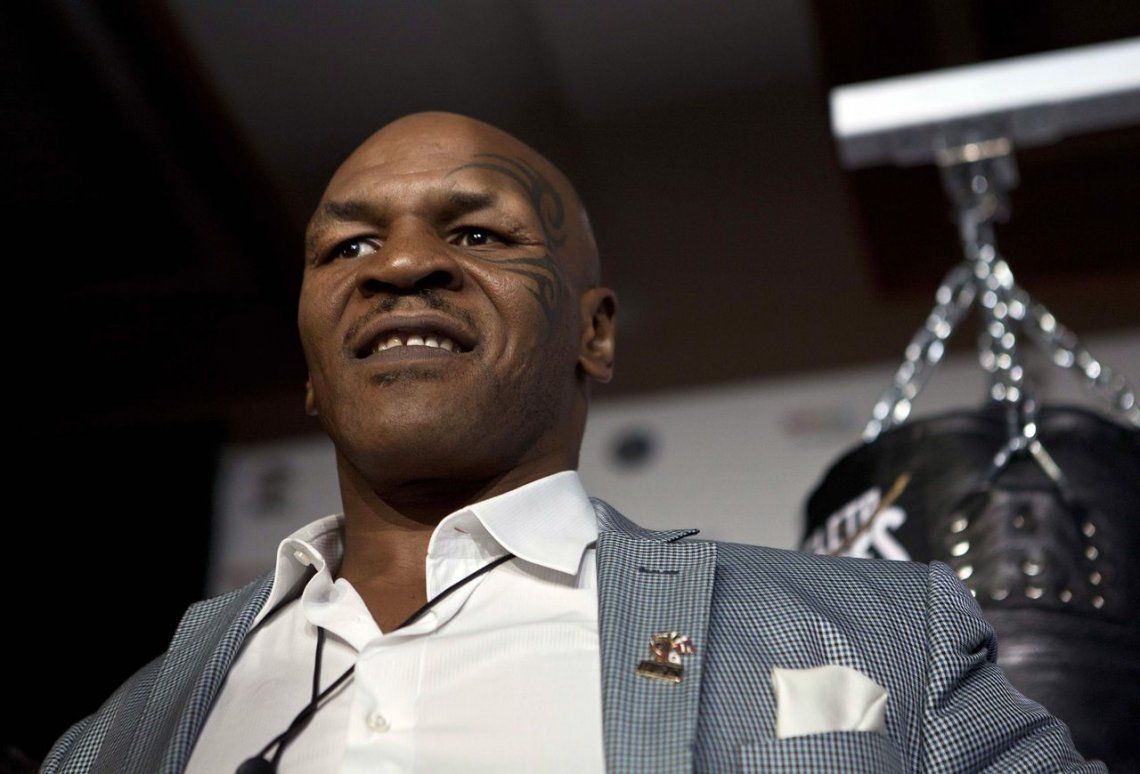 Mike Tyson reveló que peleaba drogado y usaba un pene falso para sortear los controles antidoping